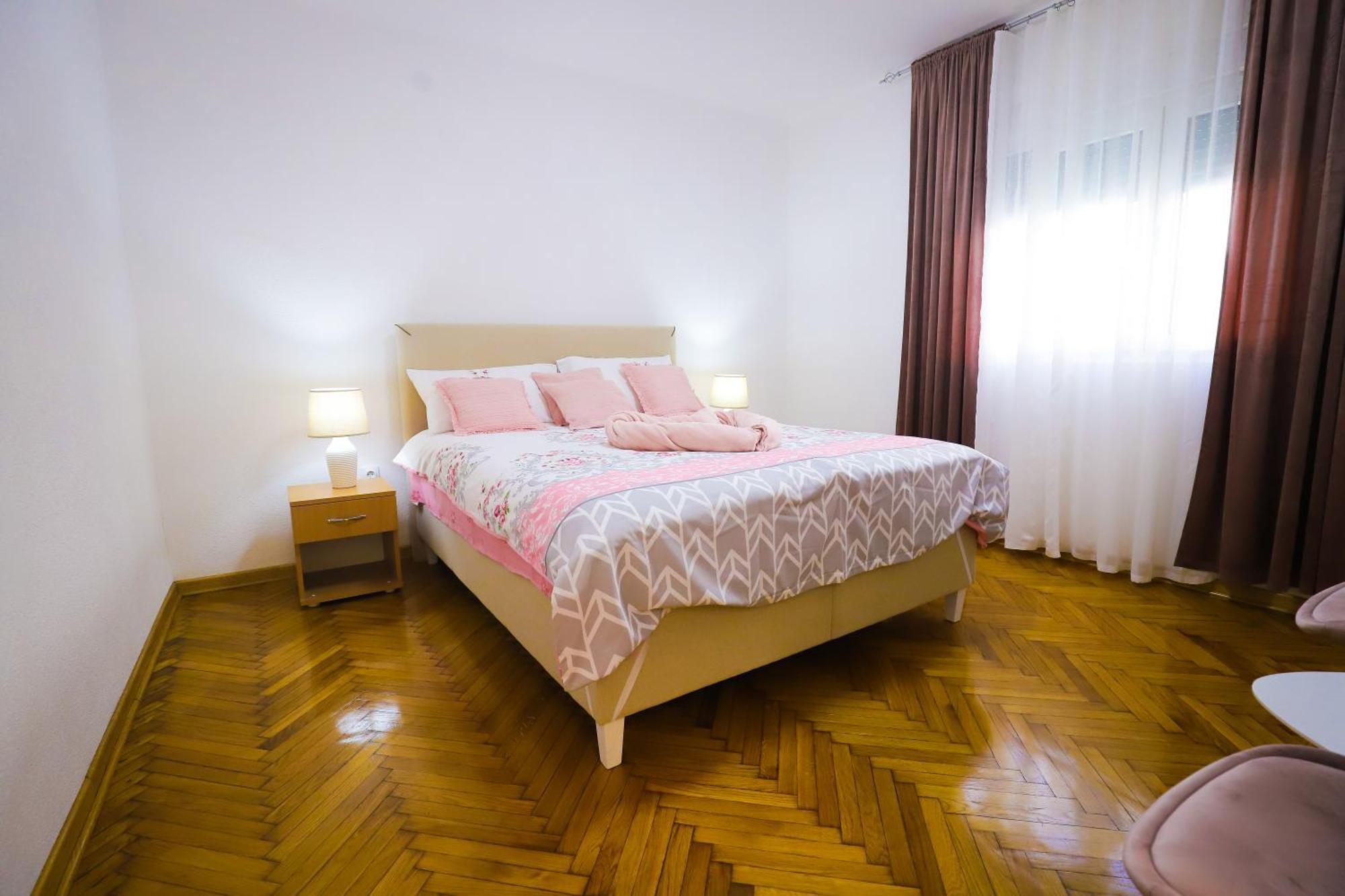Kuca Jeka Hotel Vrnjačka Banja Eksteriør billede